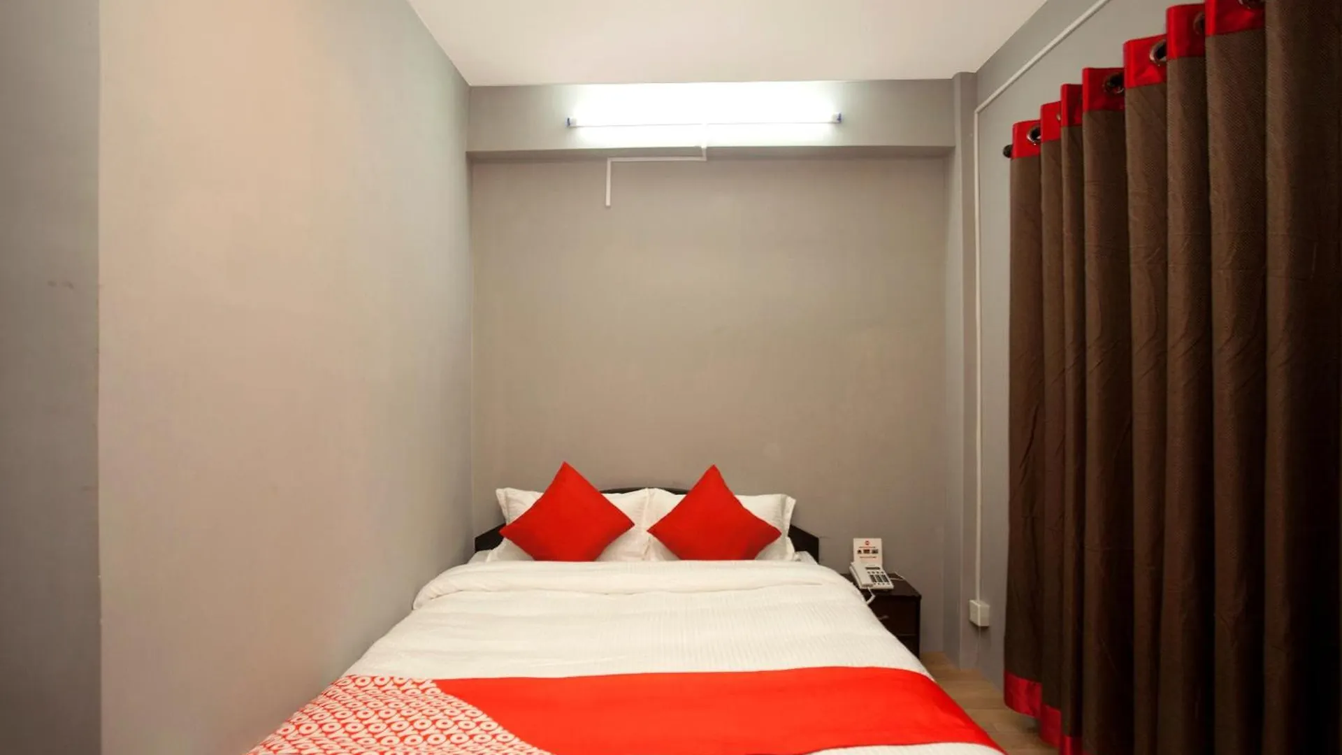 Oyo 587 Hotel Tradition Inn Kathmandu